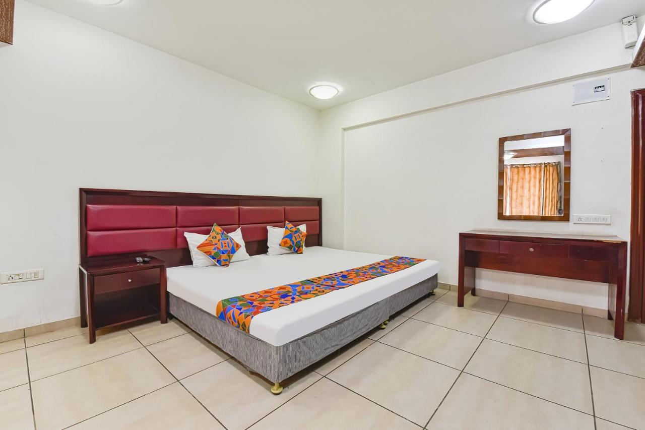 Fabhotel Gl Residency - Satellite Ахмедабад Экстерьер фото