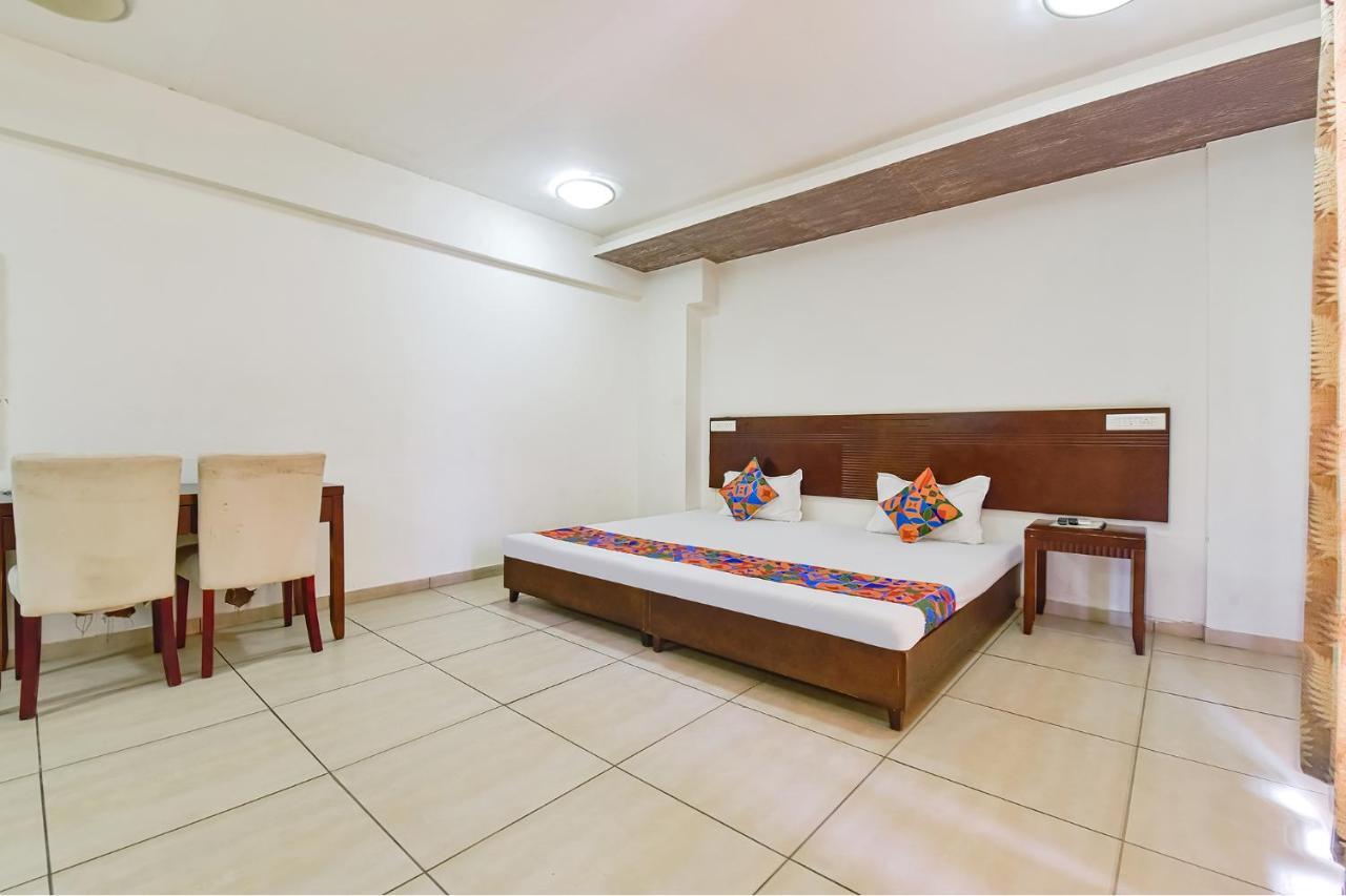 Fabhotel Gl Residency - Satellite Ахмедабад Экстерьер фото