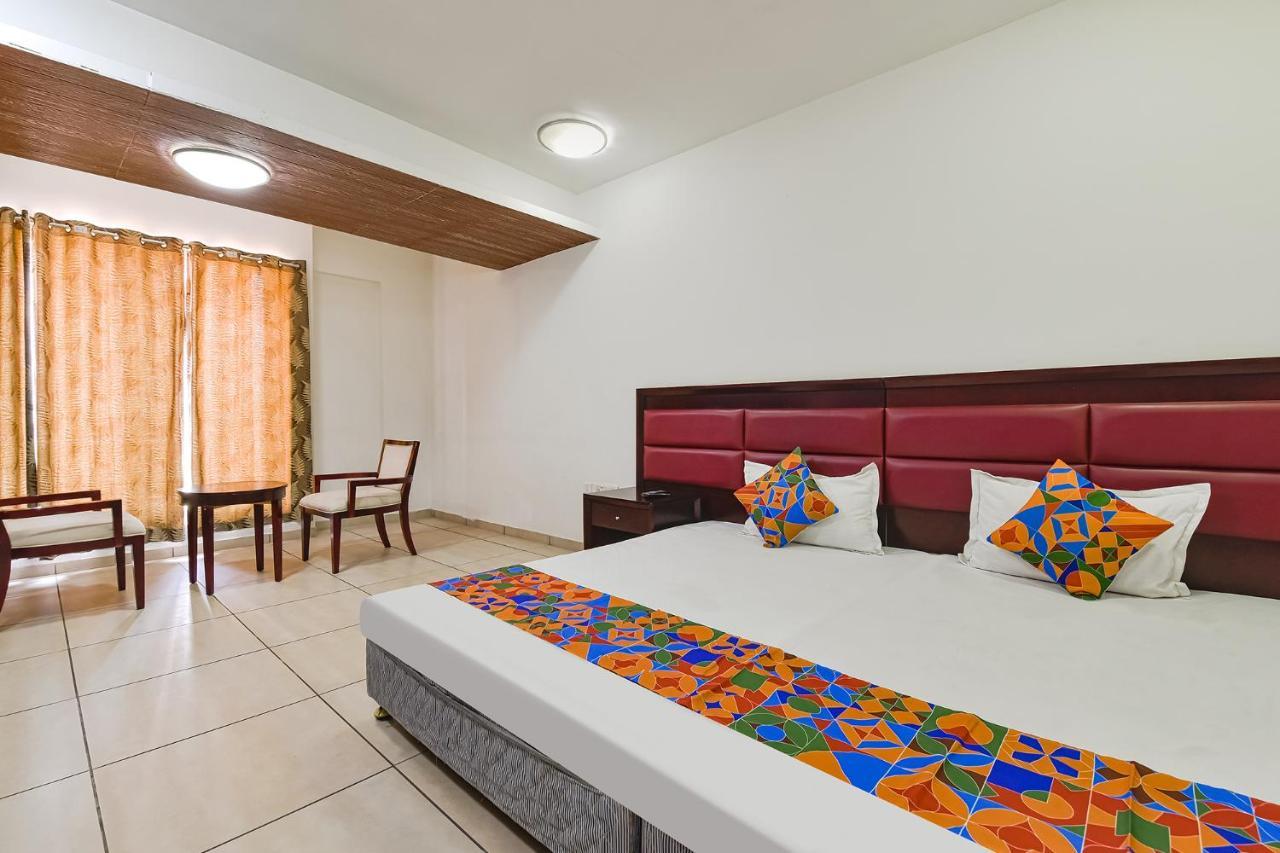 Fabhotel Gl Residency - Satellite Ахмедабад Экстерьер фото